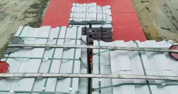 遂宁 芝麻白仿形加直形路沿石出货日常