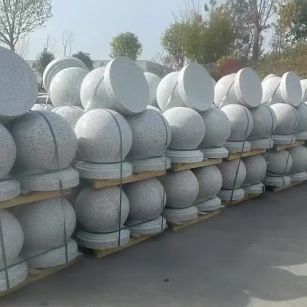 遂宁 白麻花岗岩石材圆球，石球，挡车球，隔离球，景观石球，风水球等
