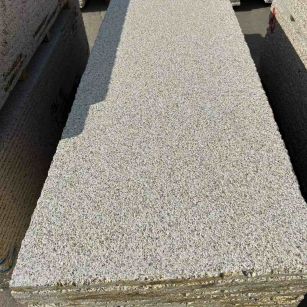 遂宁 黄金麻花岗岩荔枝面毛板，半成品