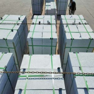 遂宁 芝麻白花岗岩5公分地铺石 花岗岩厂家工厂装车日常