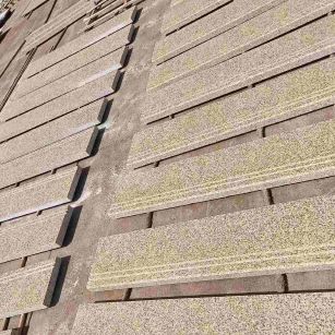 遂宁 黄金麻花岗岩光面楼梯踏步