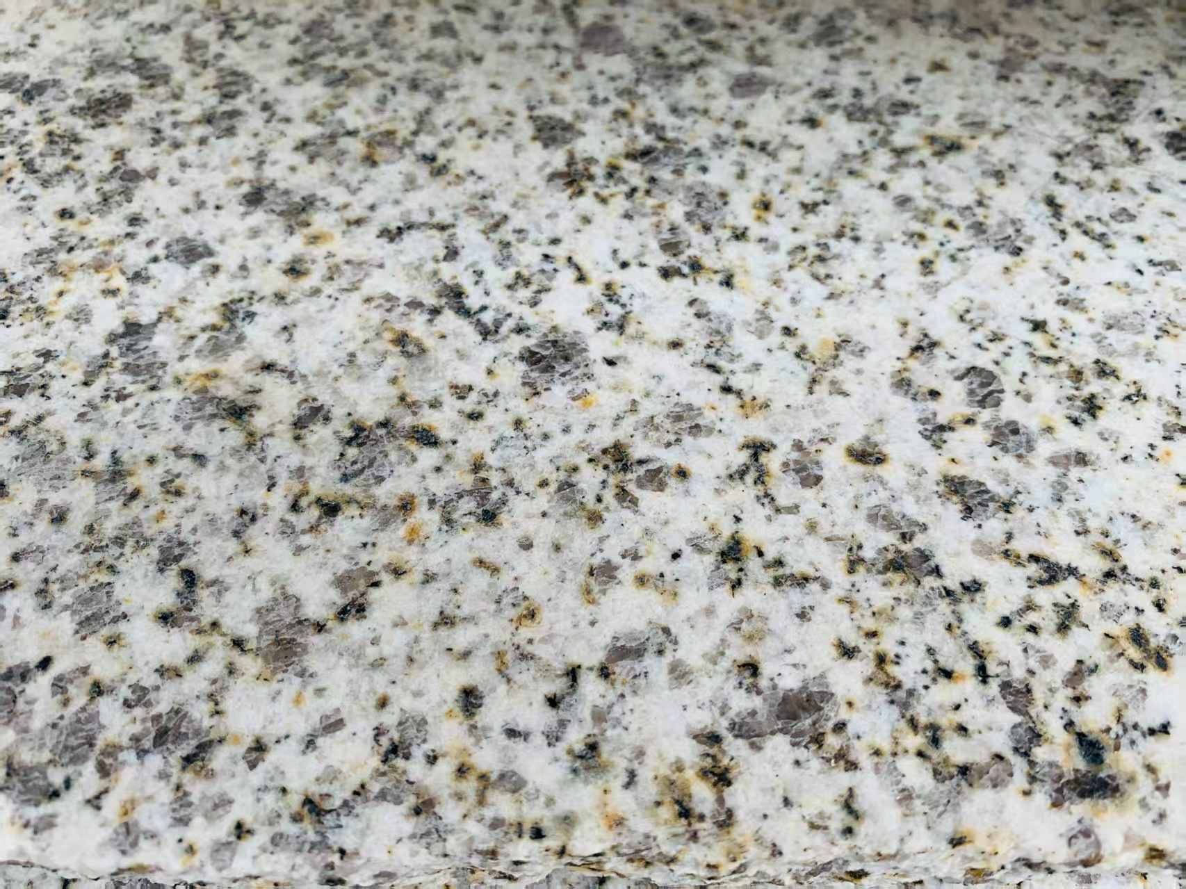 遂宁 黄金麻花岗岩石材浅黄光面