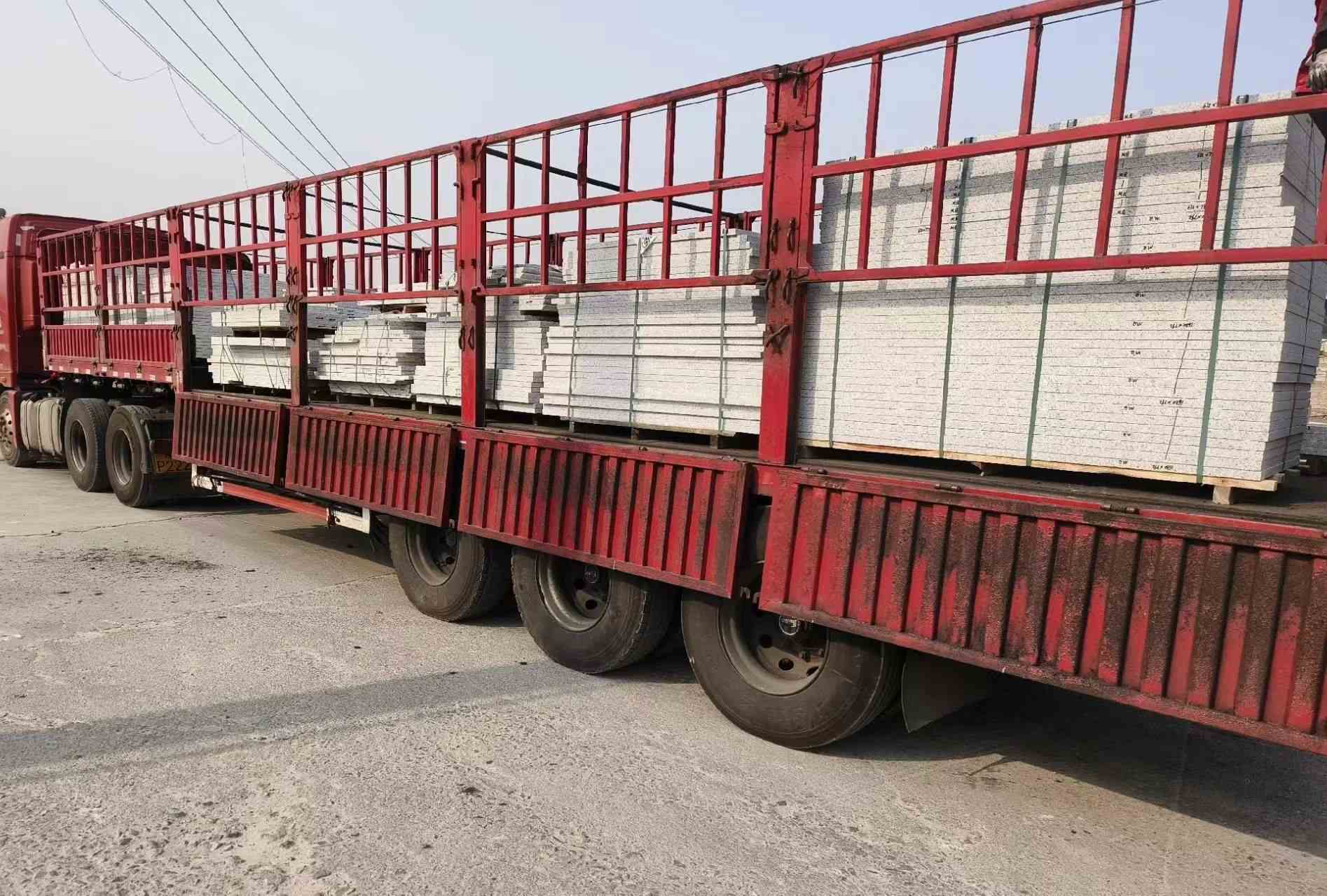 遂宁 白麻荔枝面外墙干挂，工厂装车日常