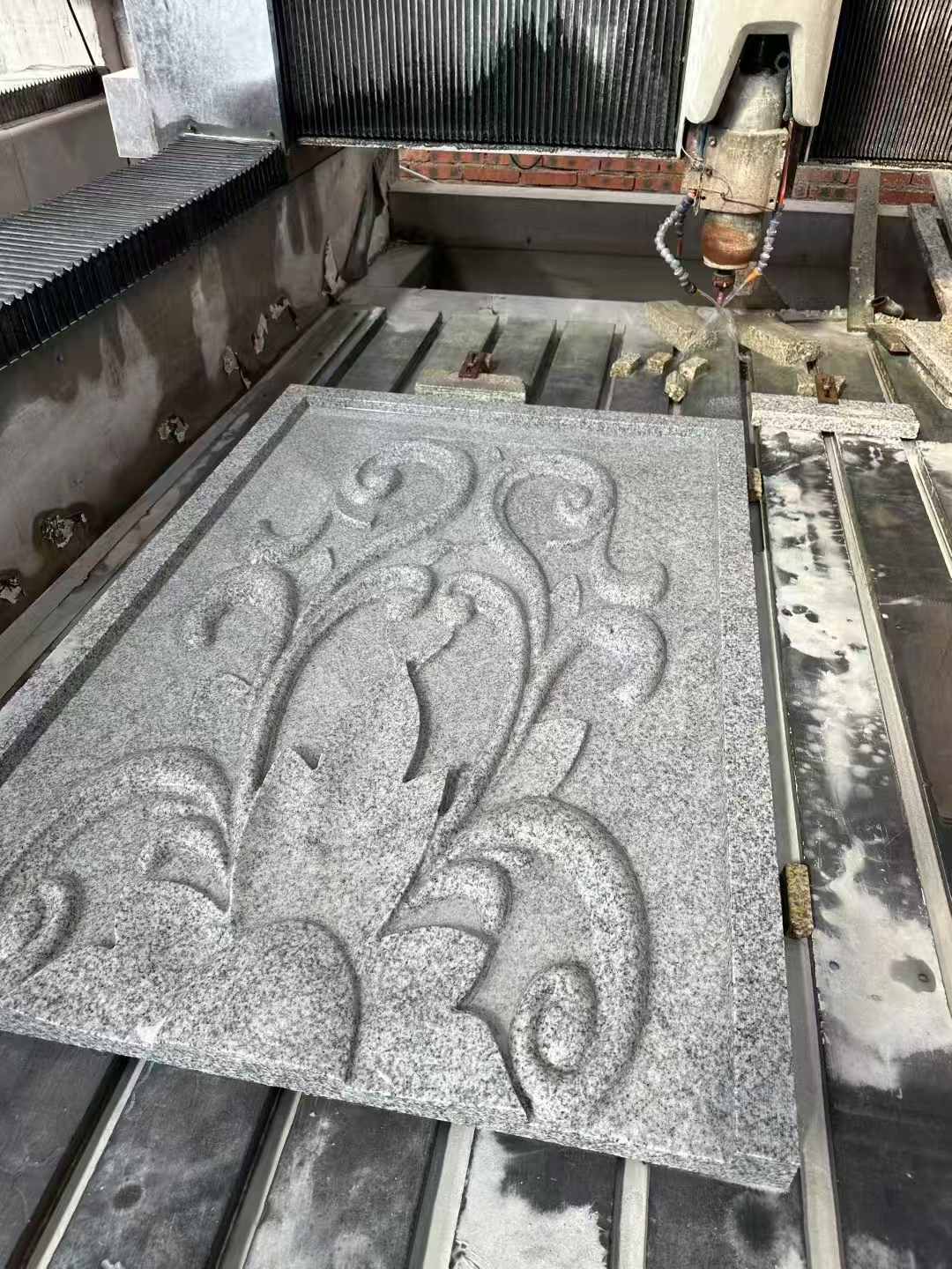 遂宁 白麻别墅干挂雕花板