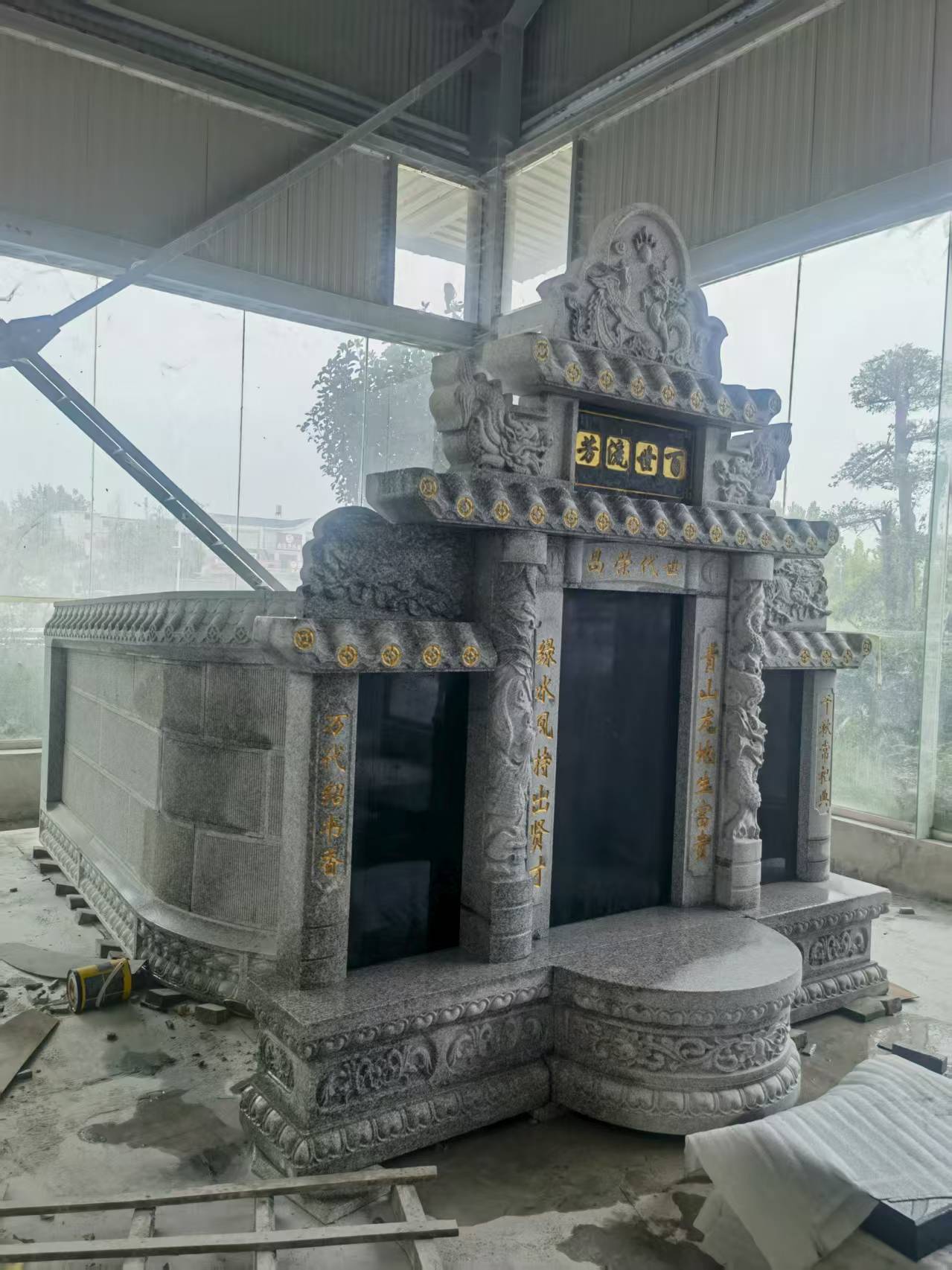 遂宁 芝麻白墓碑效果展示图