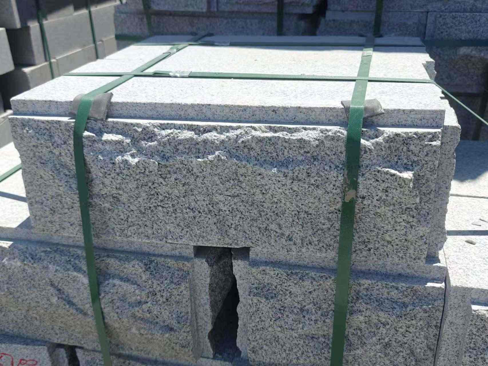 遂宁 芝麻白花岗岩自然面成品