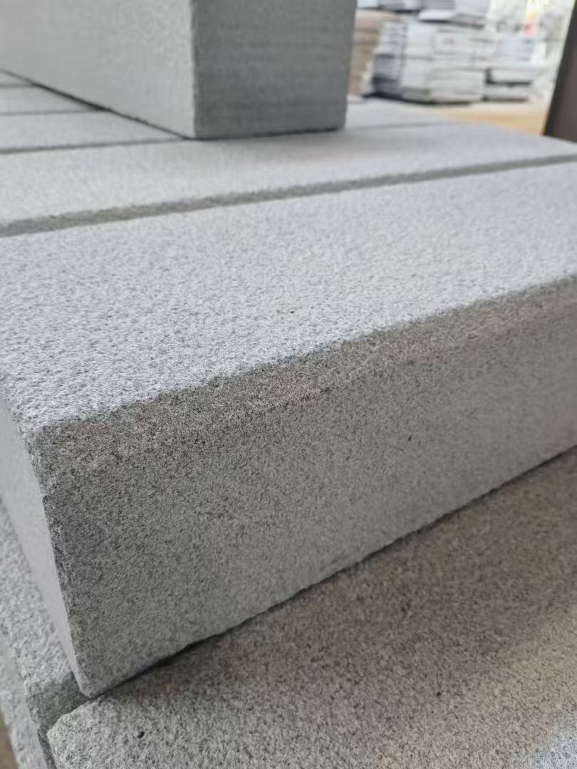 遂宁 芝麻灰荔枝面路沿石