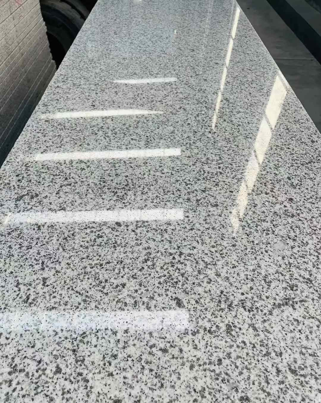 遂宁 白麻花岗岩光面毛板